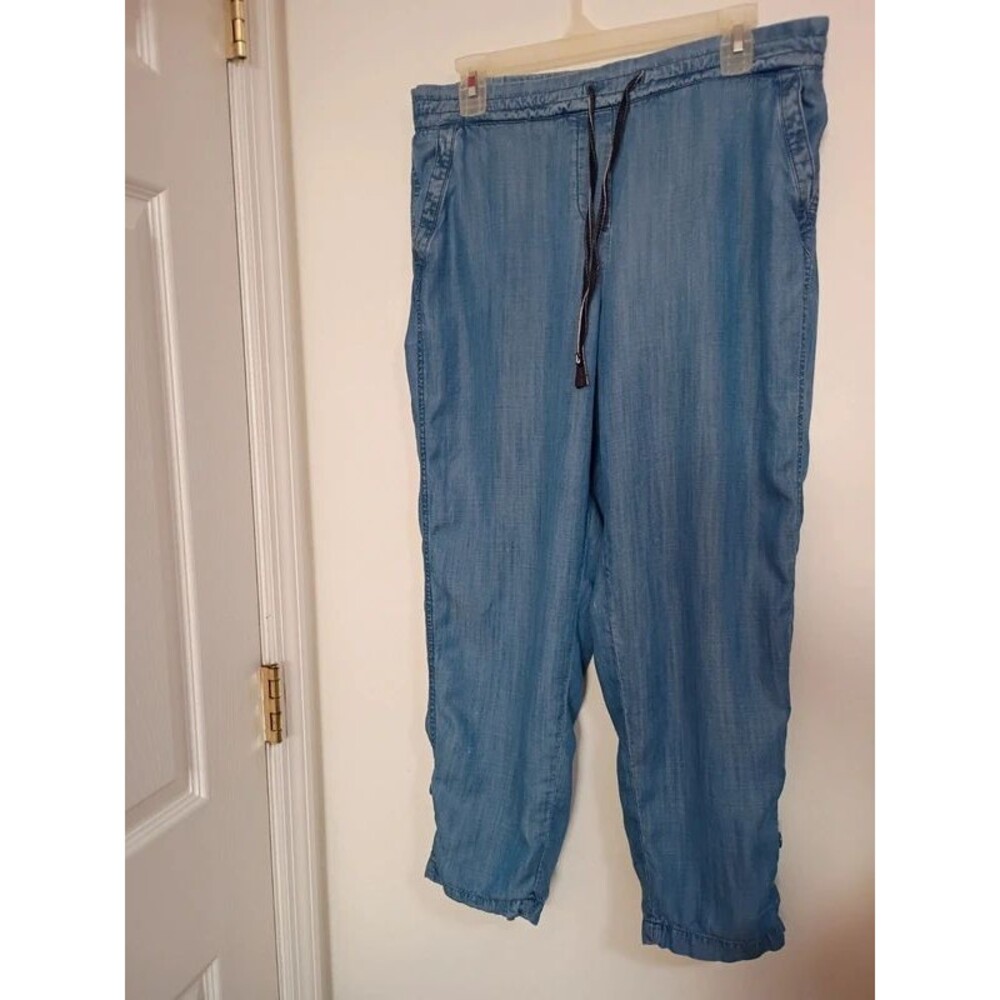 Talbots denim Capri for women's size 10